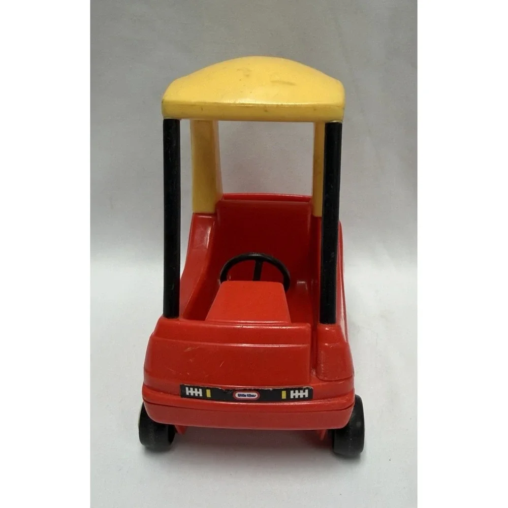 Vintage Little tikes Dollhouse Cozy Coupe Car Red Yellow